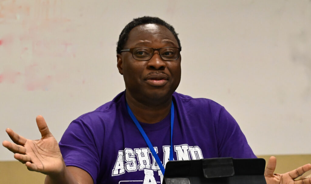 Henry Adeoye discusses the founding in a MAHG seminar